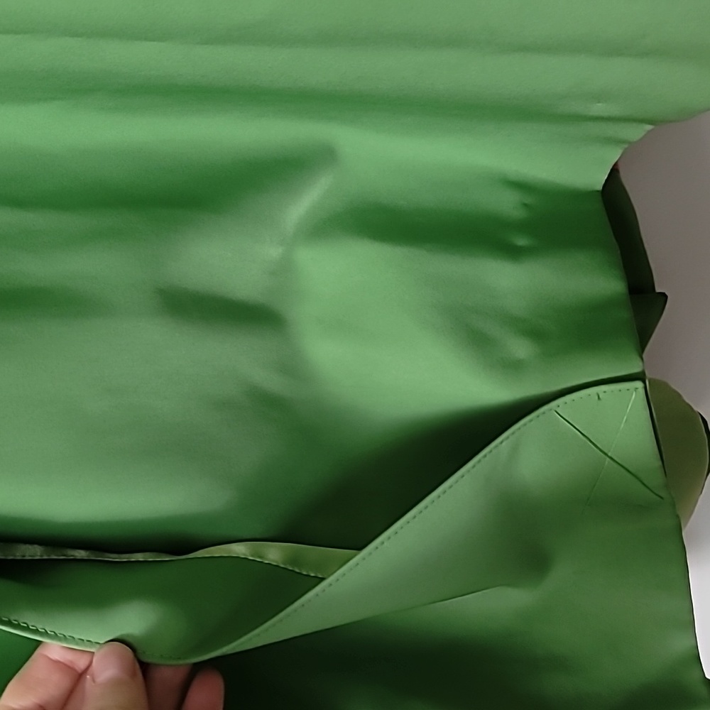 Women's Green Coat - Picture 9 of 9